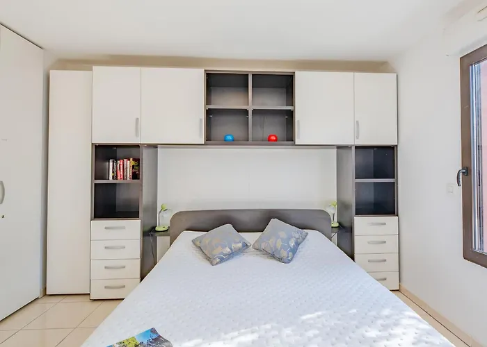 Santa Monica-2 By Interhome Apartment Fréjus